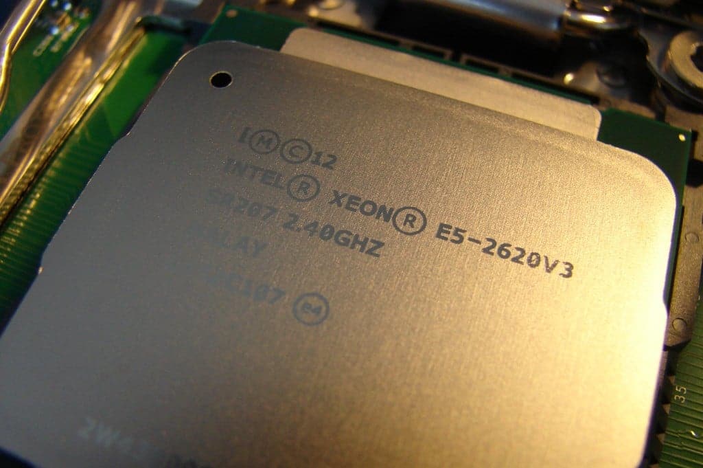 Dual Intel Xeon E5-2620 v3